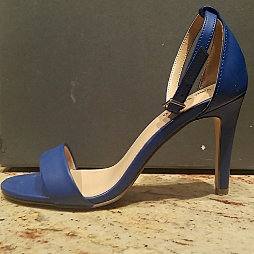 Blue heel shoes
